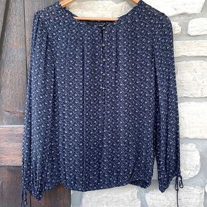 Lucky Brand peasant top. Navy blue.  Small.  See pictures & description below.